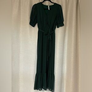 Elegant Green Maxi Dress